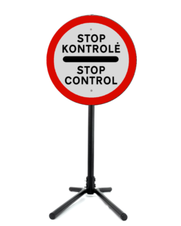 Pastatomas, mobilus, surenkamas kelio ženklas "Stop Kontrolė"